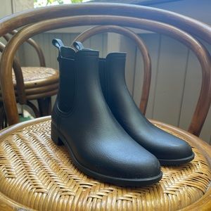 Aldo black rain boot booties women’s size 7.5